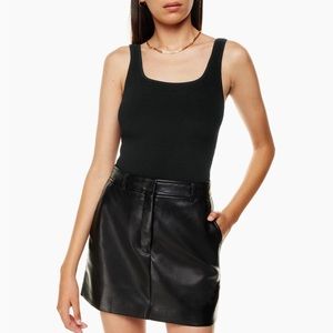 Aritzia Babaton Sculpt Knit Squareneck Tank in black size small